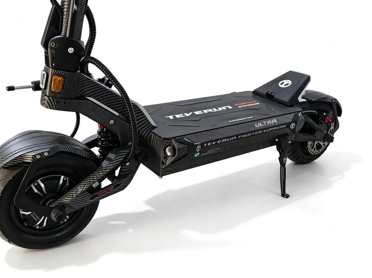 ultra three-quarter view